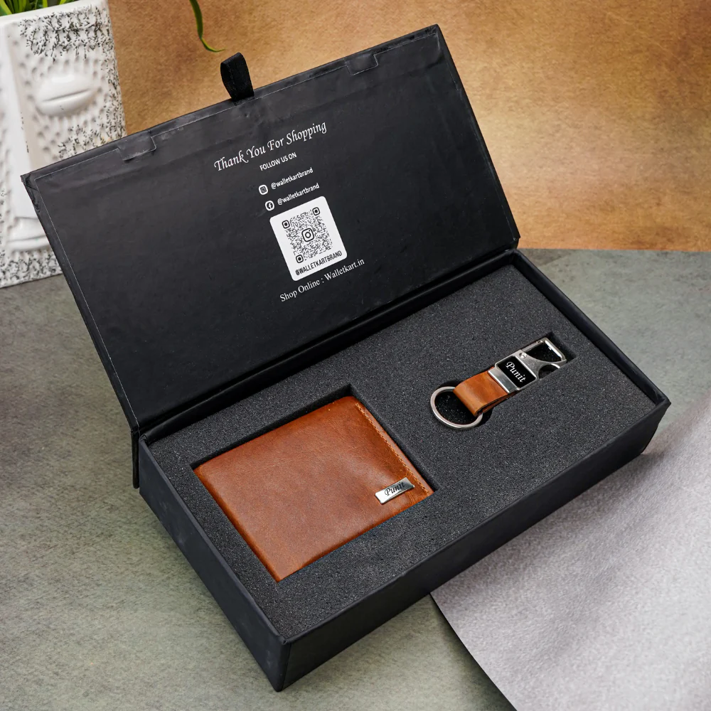 Buy Personalised Wallet & Snaphook for Men | Handmade Leather Wallet & Snaphook with Name | Customised Men’s Wallet (STYLE ID #23)