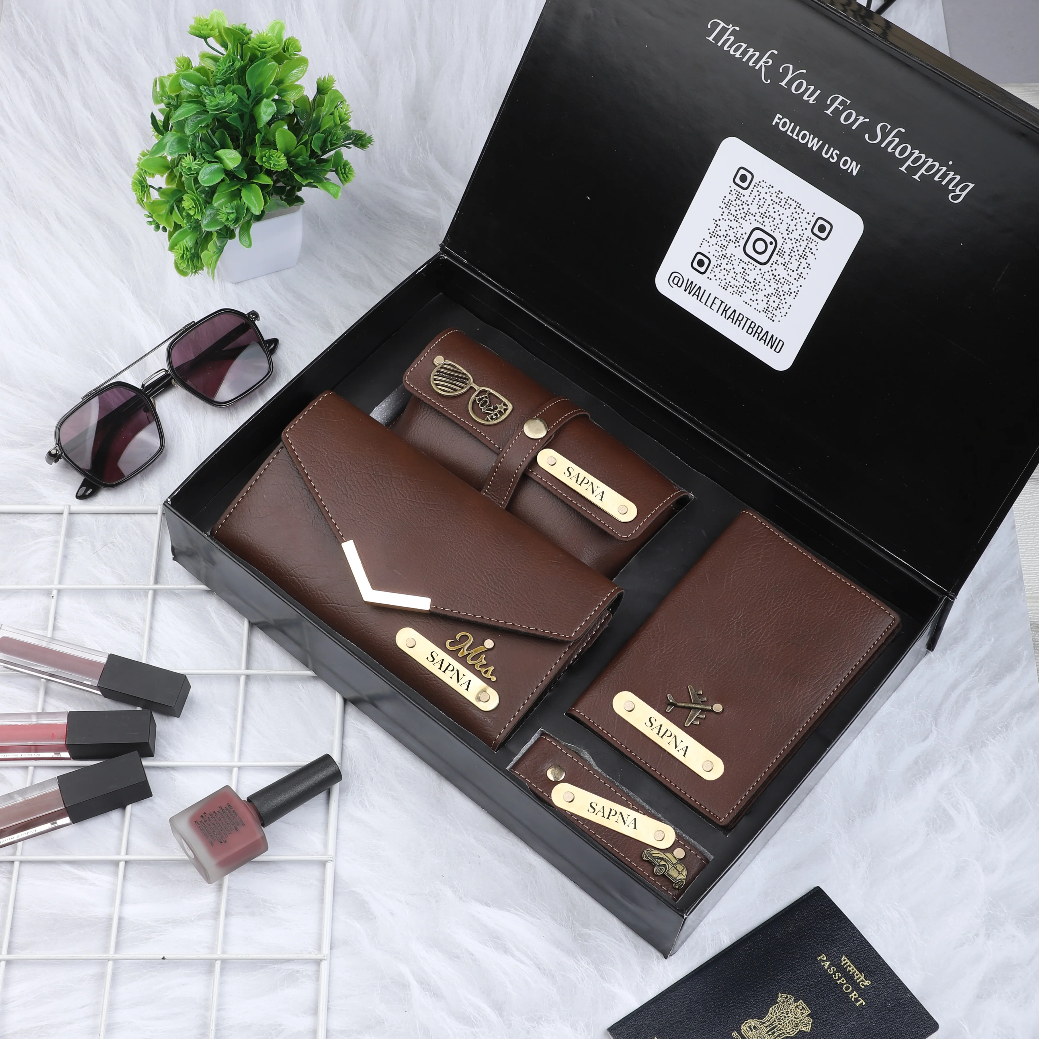 Personalized Clutch 4 in 1 Gift Combo for Girlfriend/Wife| Customised Leather Combo for Her - Image 4