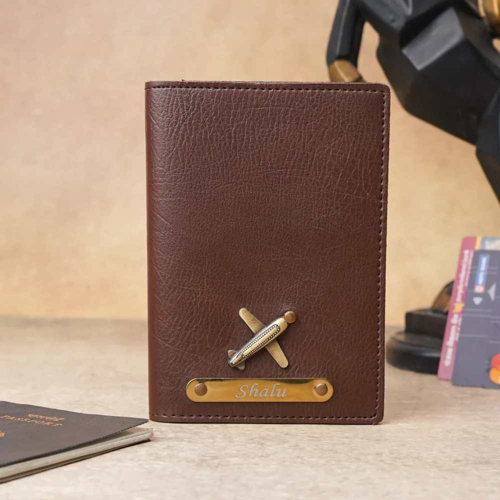 Elegant Personalized Couple Passport Cover Set with Engraved Name on golden Plate & Charm - Image 5