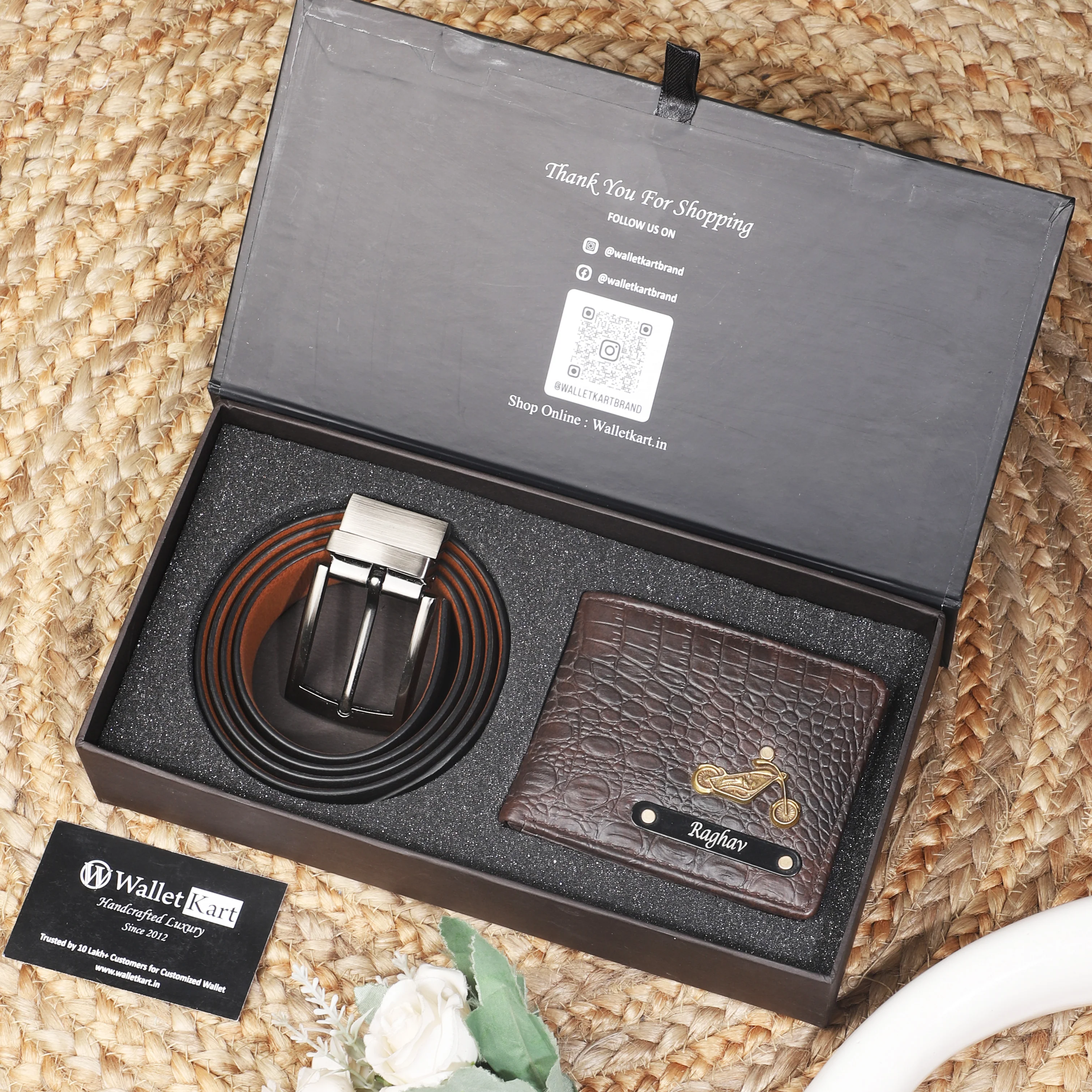 Personalized Croco Texture Men's Wallet & Belt Gift Combo for Boyfriend & Husband on Birthday & Anniversary - Image 4