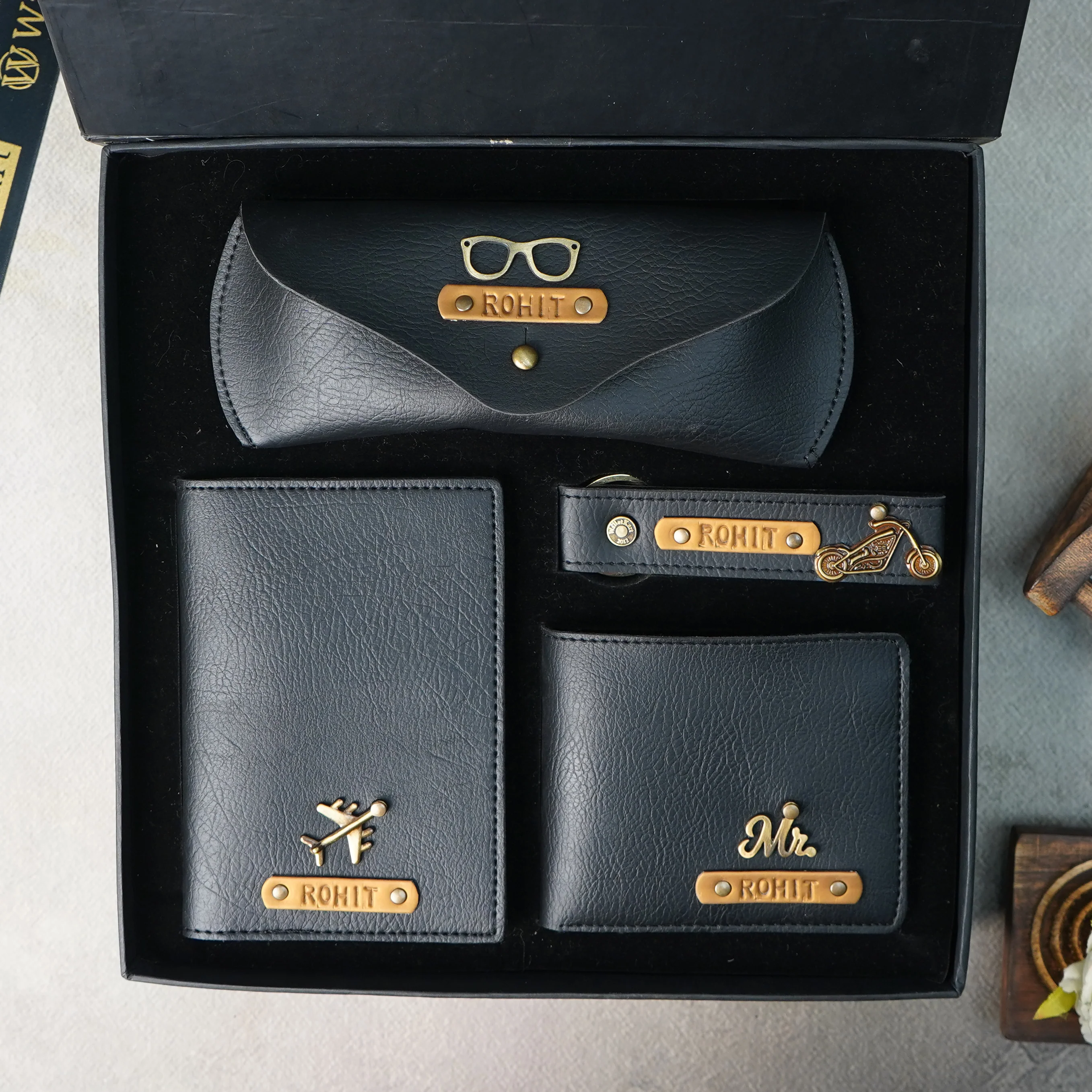 Personalised 4-in-1 Men's Wallet Combo with Embossed Name Leather Strip and Charm For Boyfriend, Husband & Father On Birthday and Anniversary - Image 5