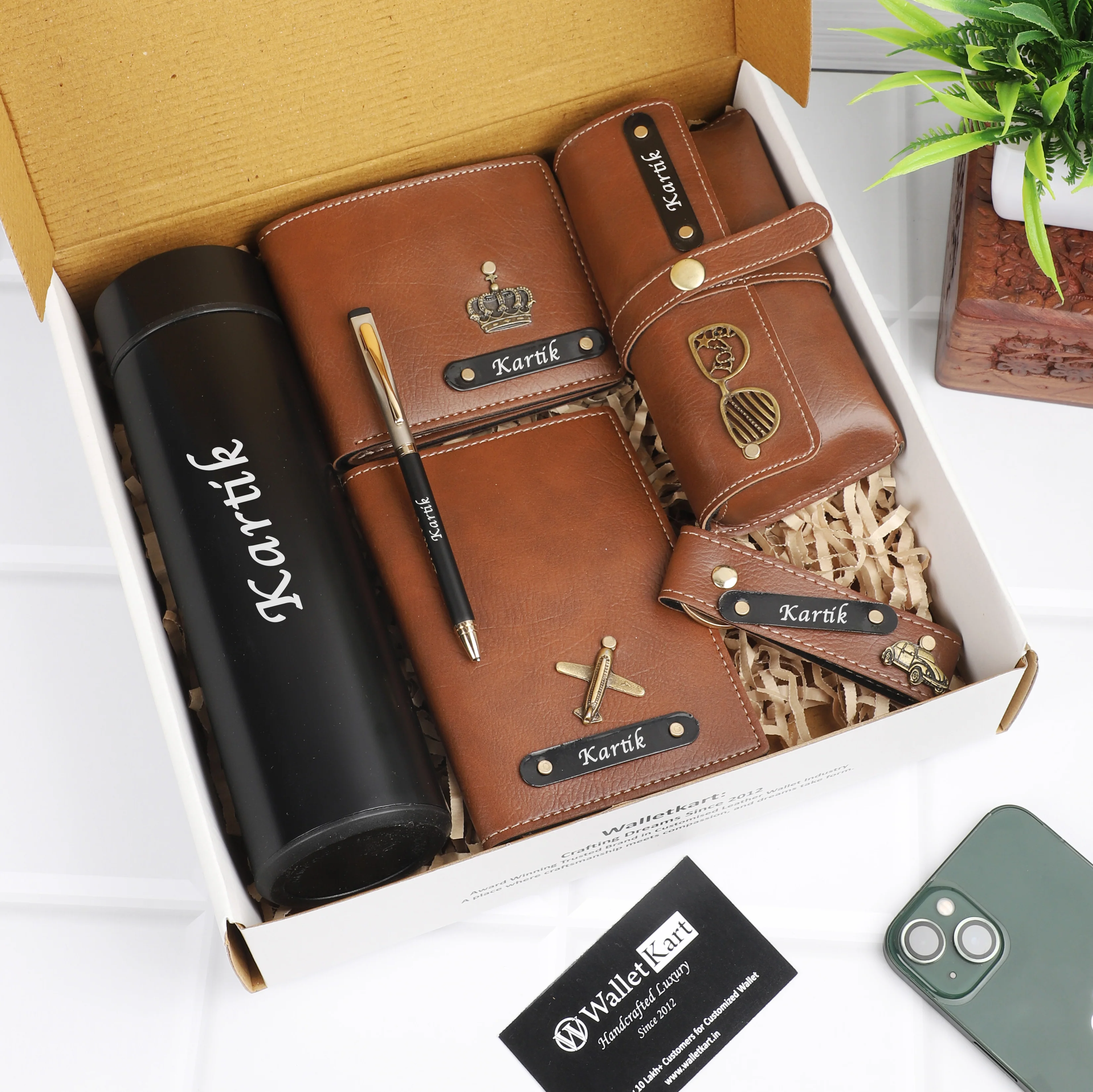 Personalised Customised 6-in-1 Leather Combo - Image 6