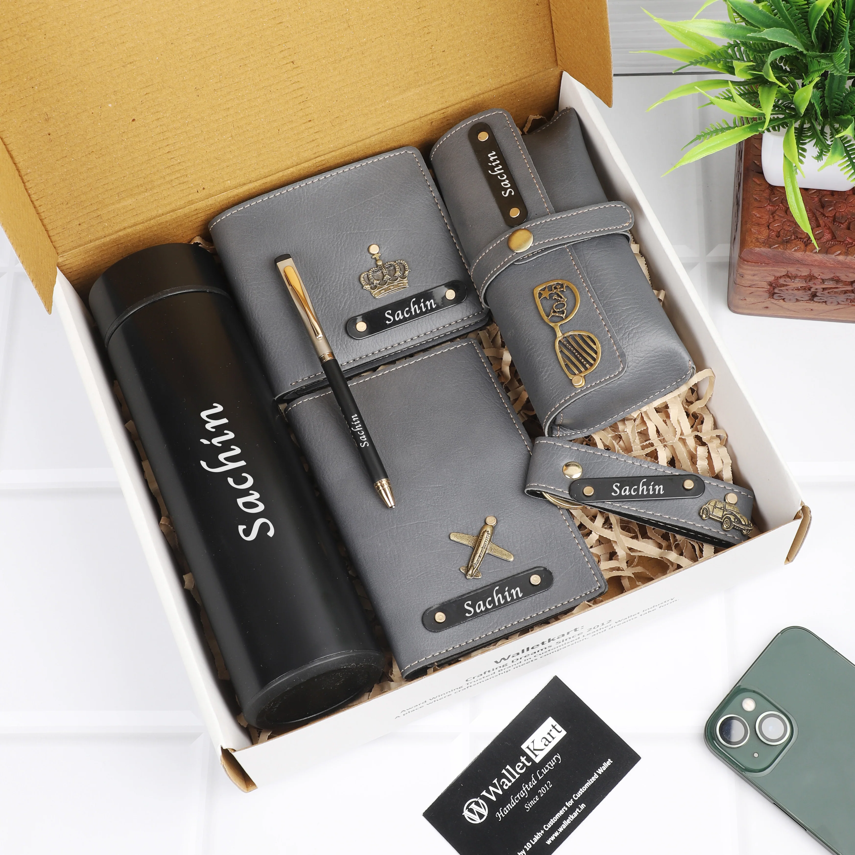 Personalised Customised 6-in-1 Leather Combo - Image 8