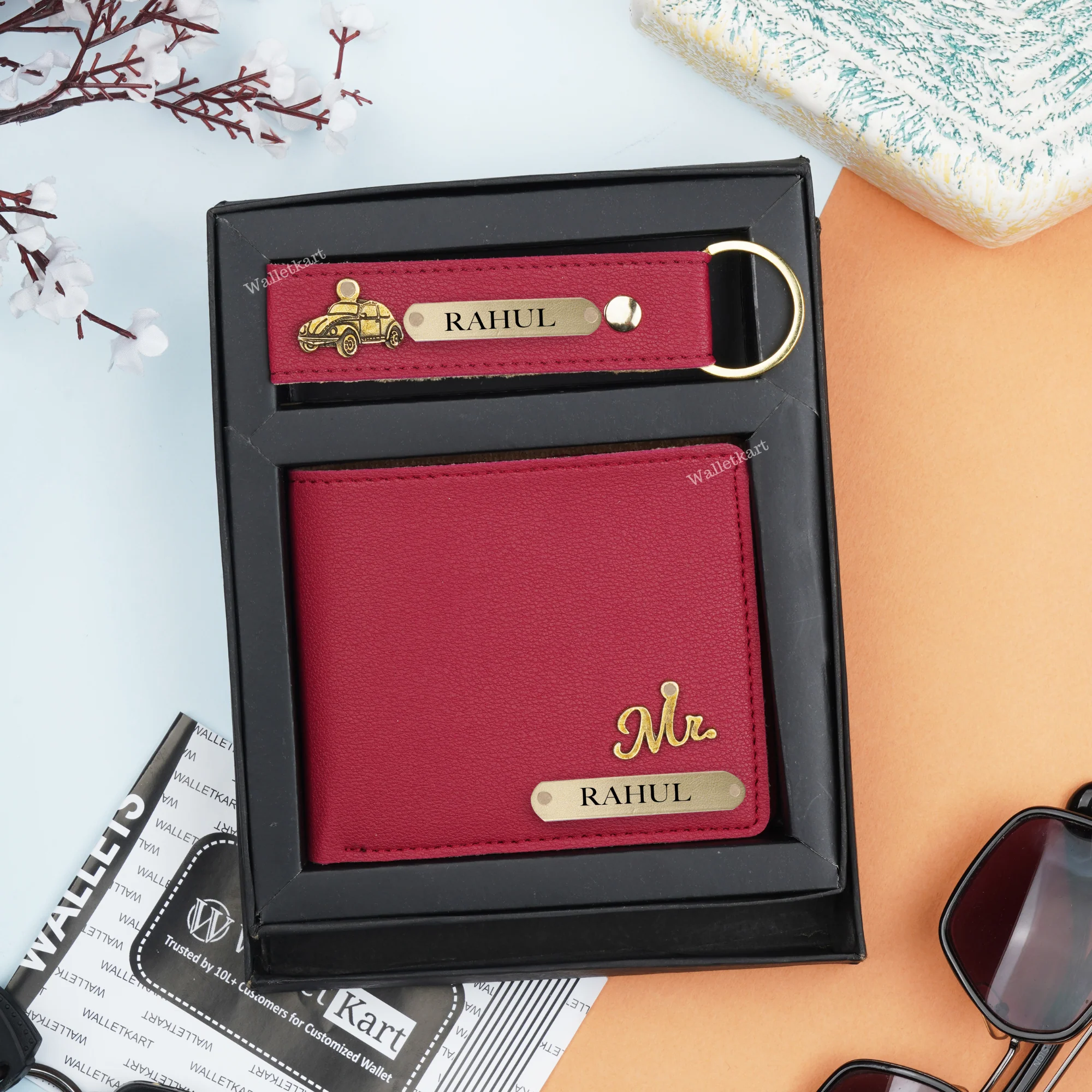 Personalized Men's Leather Wallet & Keychain with Name & Charm - Image 14