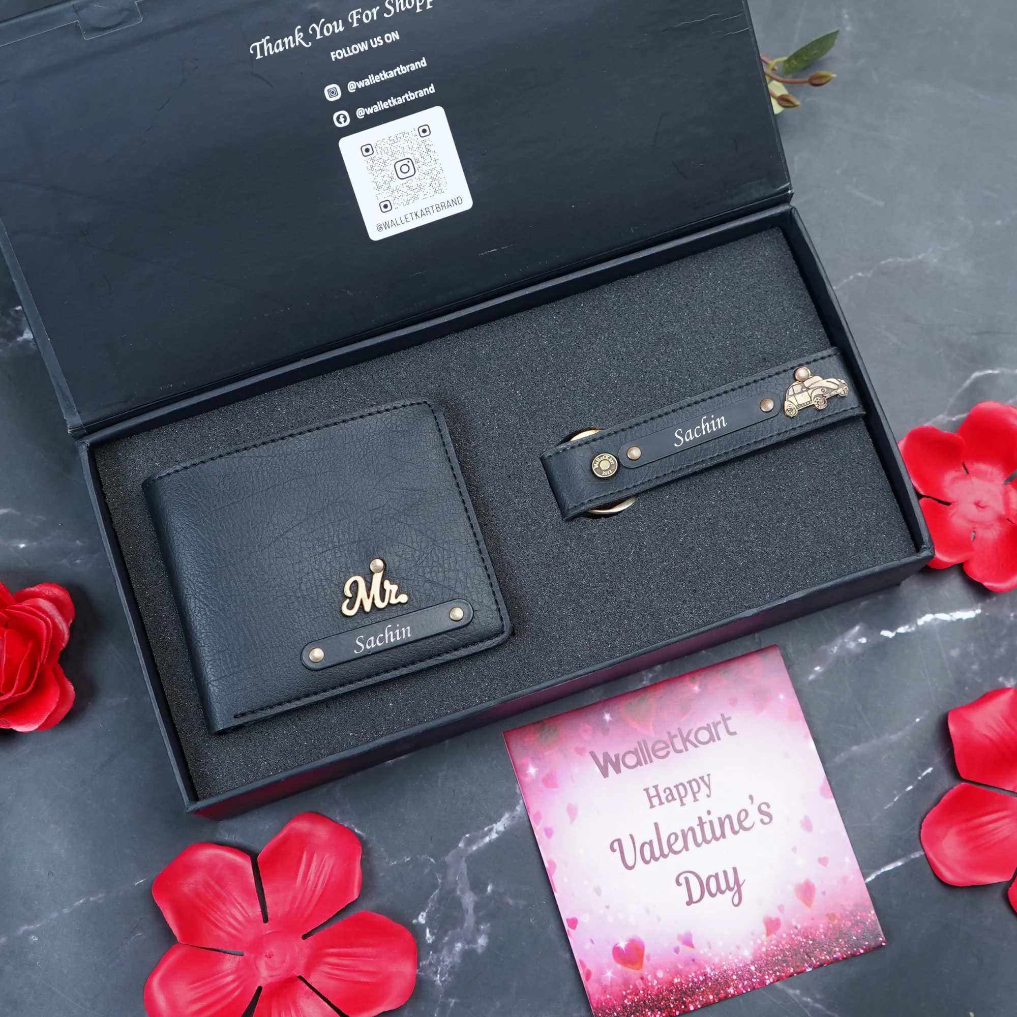 Valentine Gift Set For Boyfrined Husband – Personalized Leather Men's Wallet & Keychain with Engraved Name - Image 4