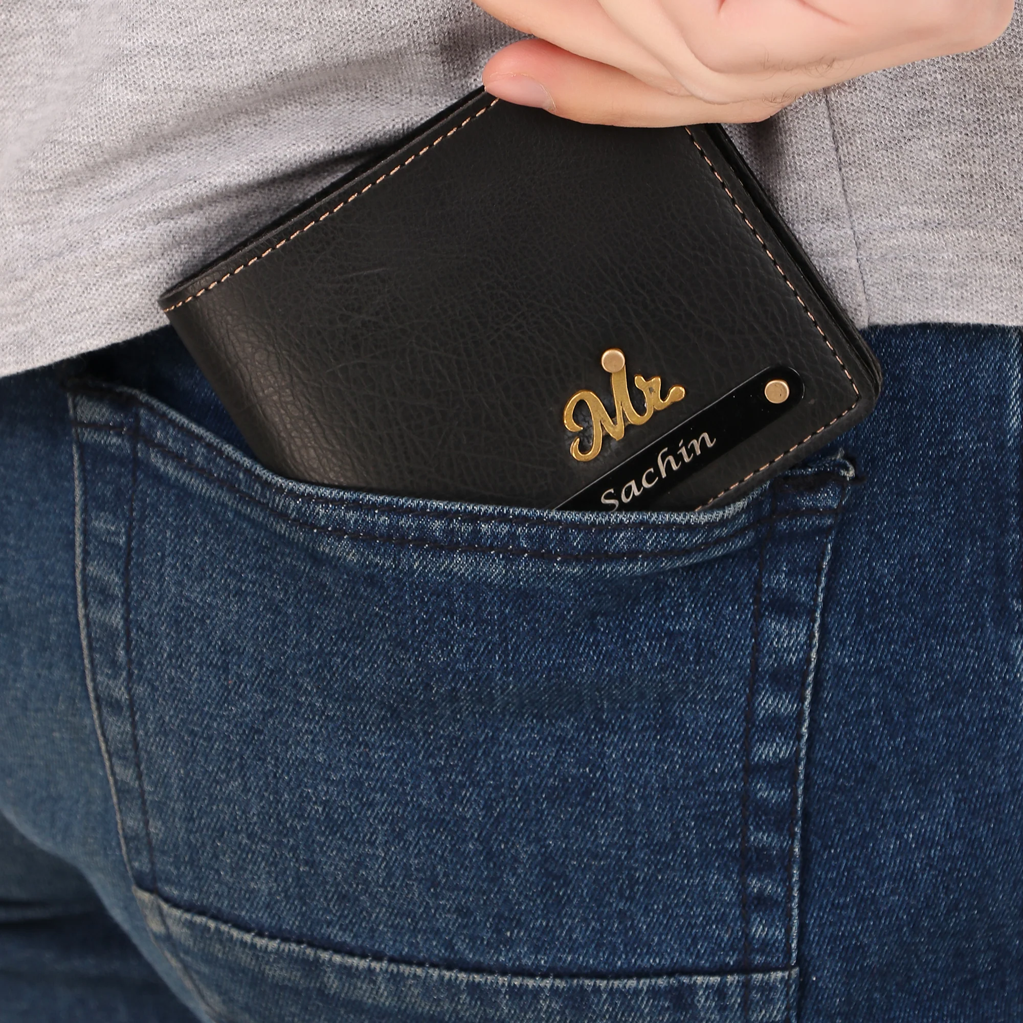 Personalized Leather Wallet & Keychain for Men | Engraved Name Plate - Image 10