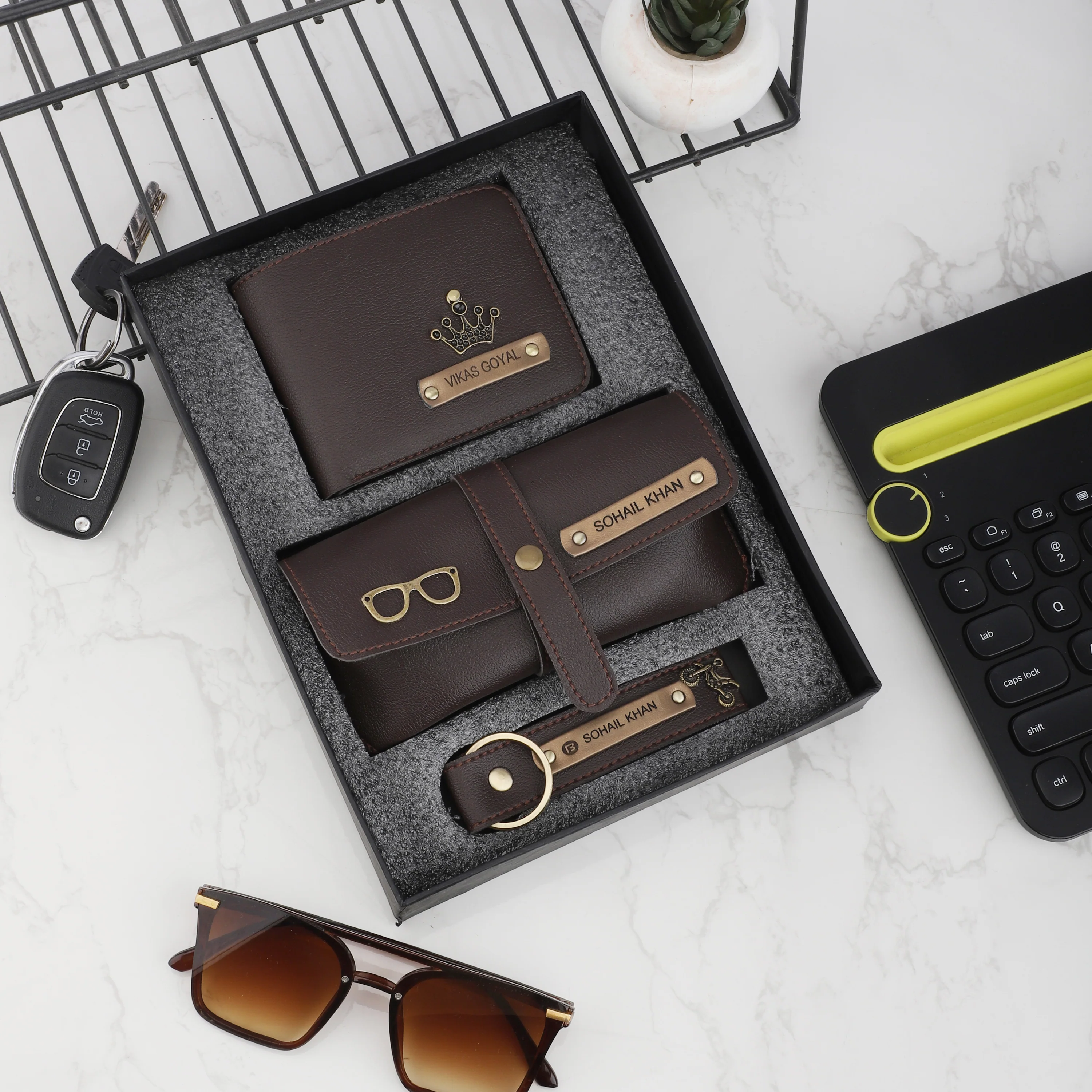 Personalized Men's Wallet, Keychain & Eyewear Case with Name & Charm - Image 6